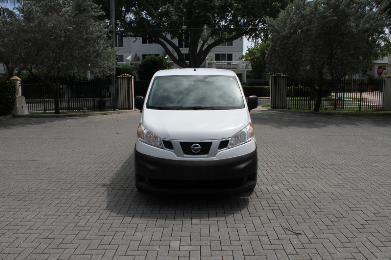 Nissan NV200 S 2014