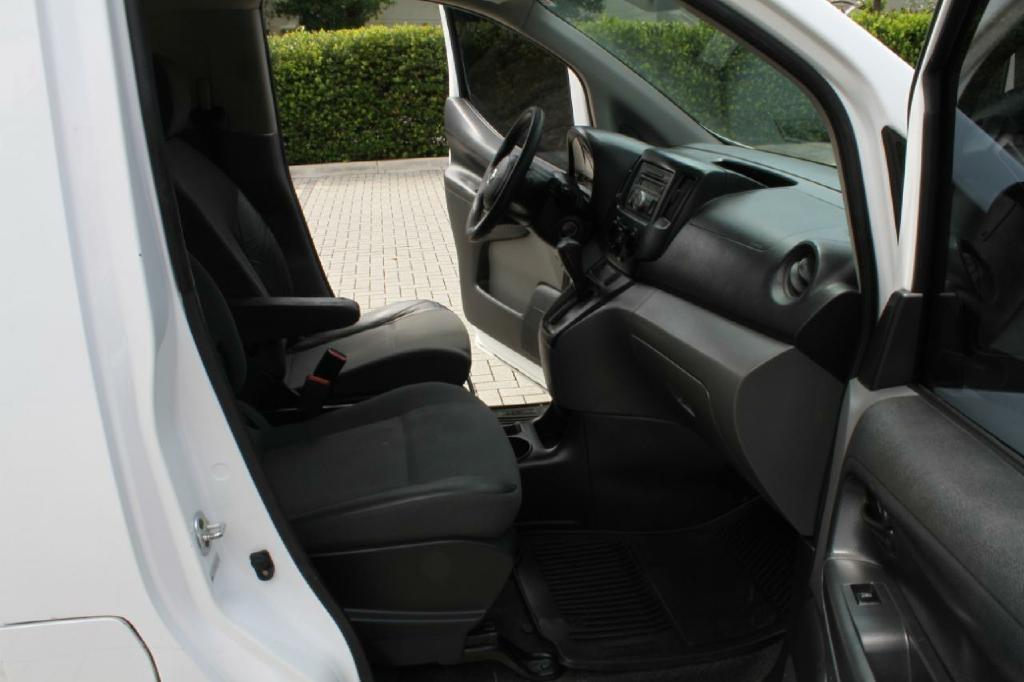 Nissan NV200 S 2014
