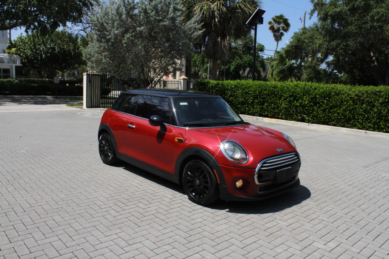 MINI Cooper Base 2015
