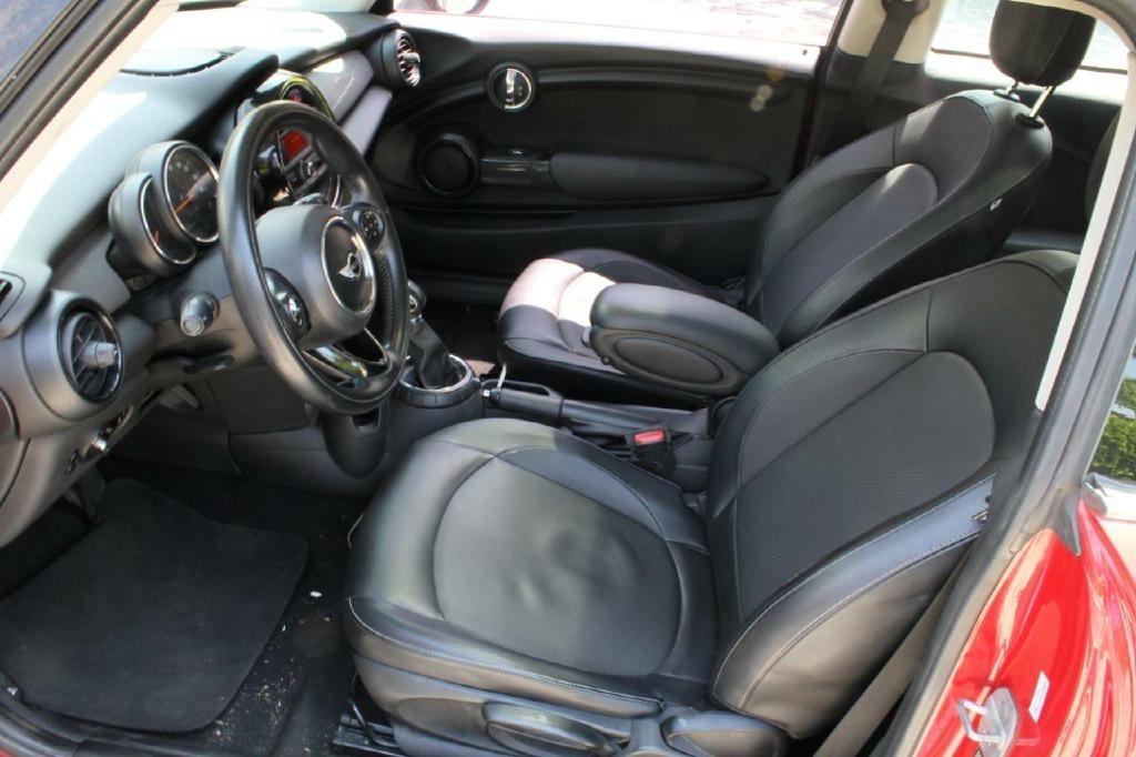 2015 MINI Hardtop - $4,019
