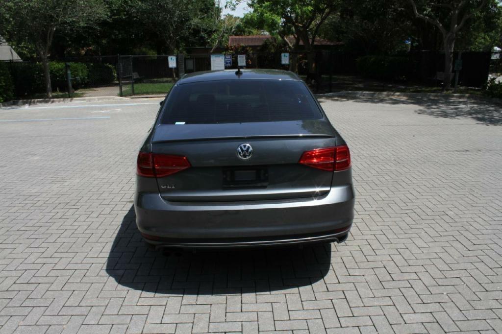 Volkswagen Jetta 2.0T GLI 6A 2017