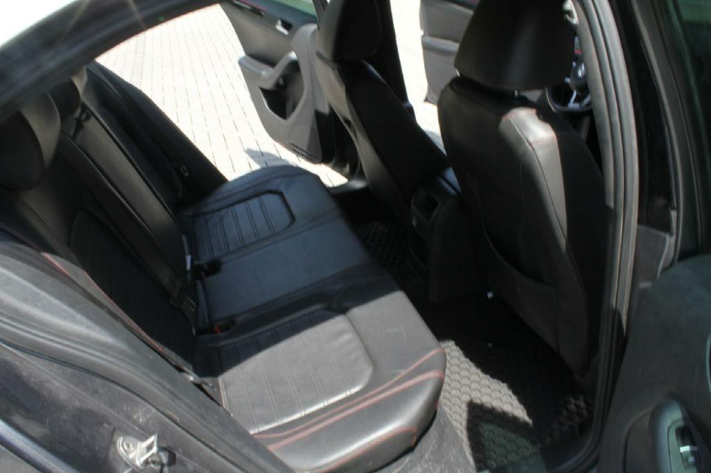 Volkswagen Jetta 2.0T GLI 6A 2017