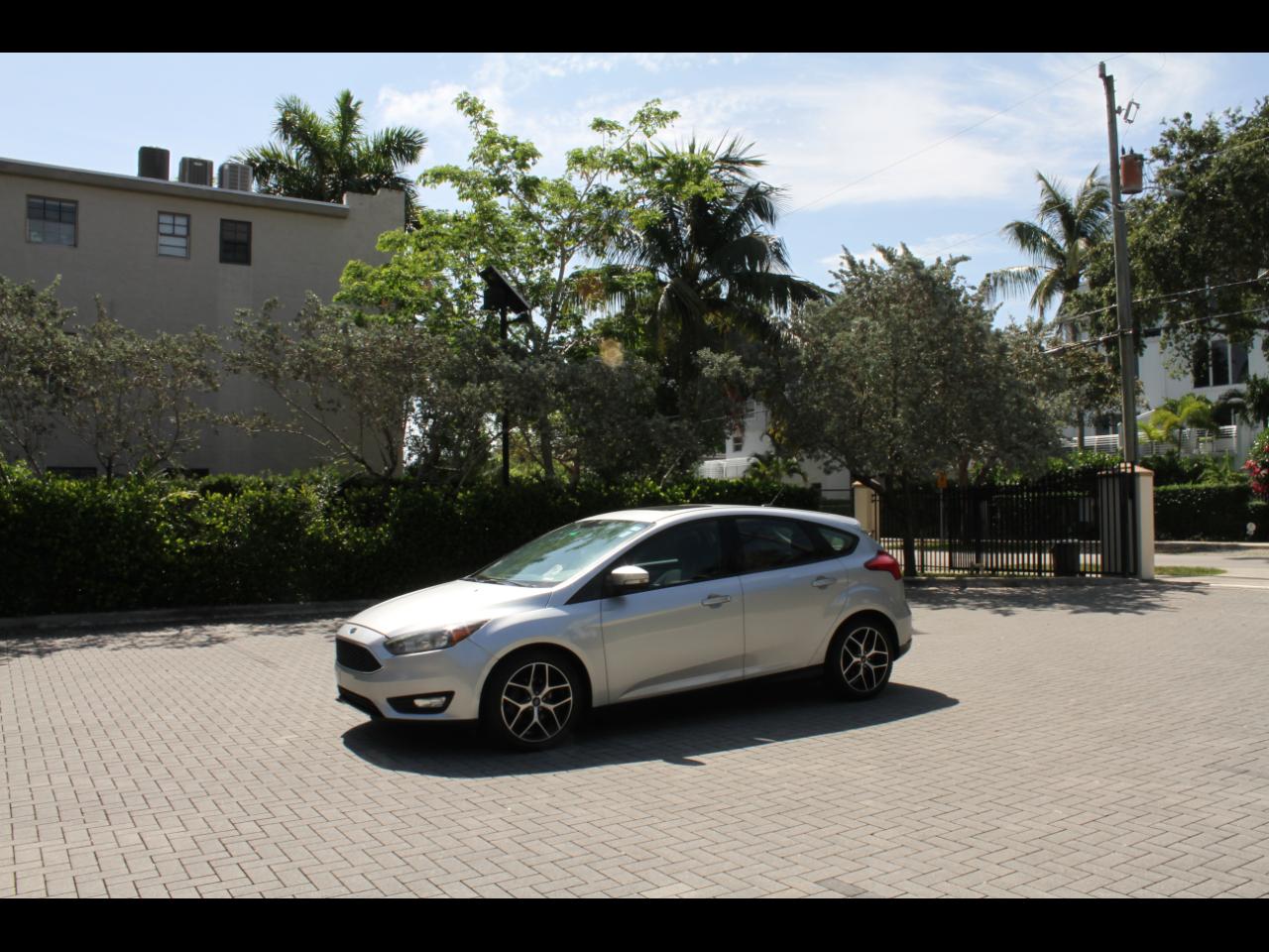 2017 Ford Focus SEL Hatch