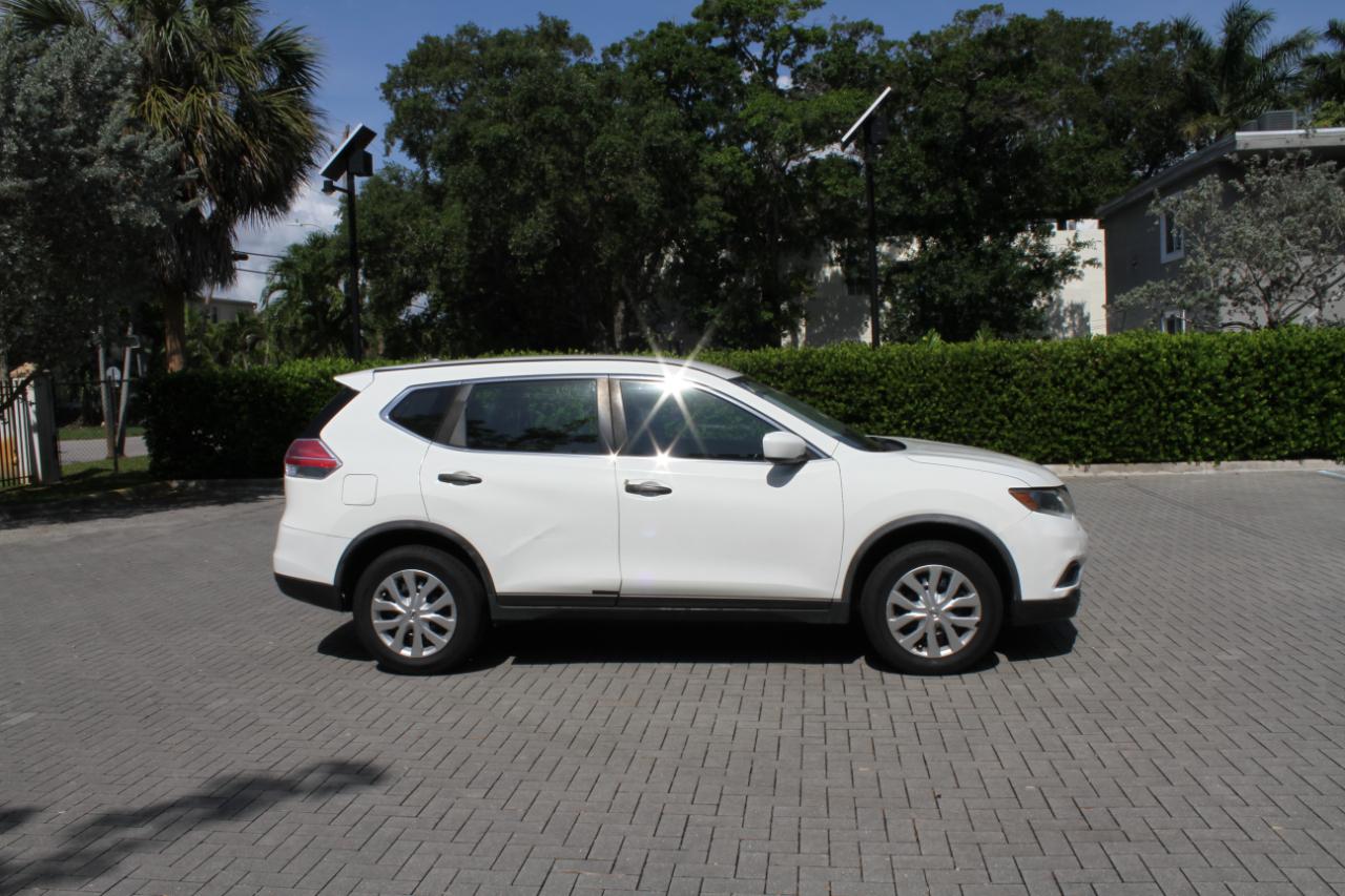 Nissan Rogue S 2WD 2016