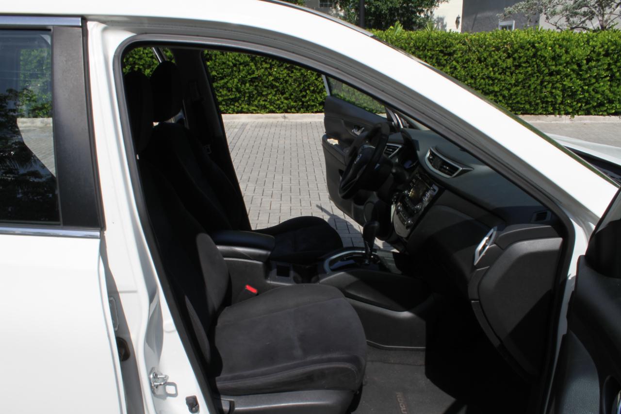 Nissan Rogue S 2WD 2016