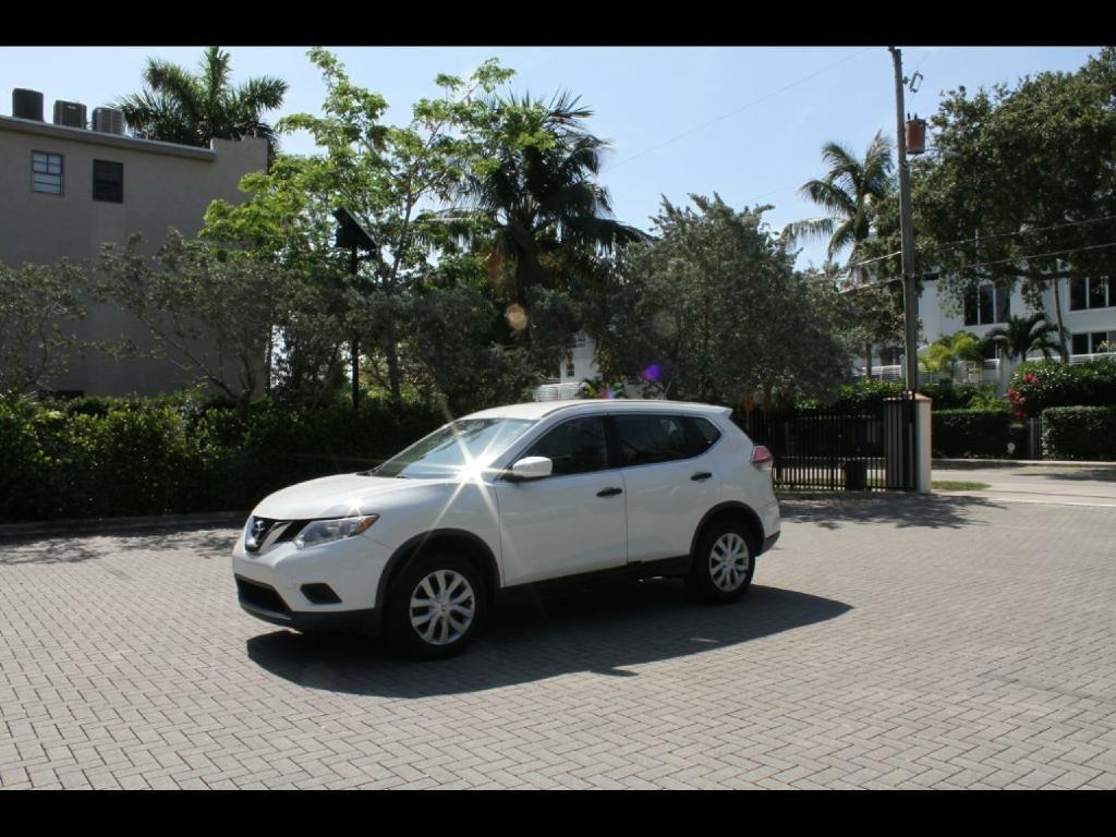 2016 Nissan Rogue S 2WD