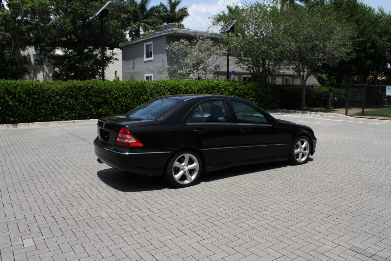 Mercedes-Benz C-Class C230 Sport Sedan 2006