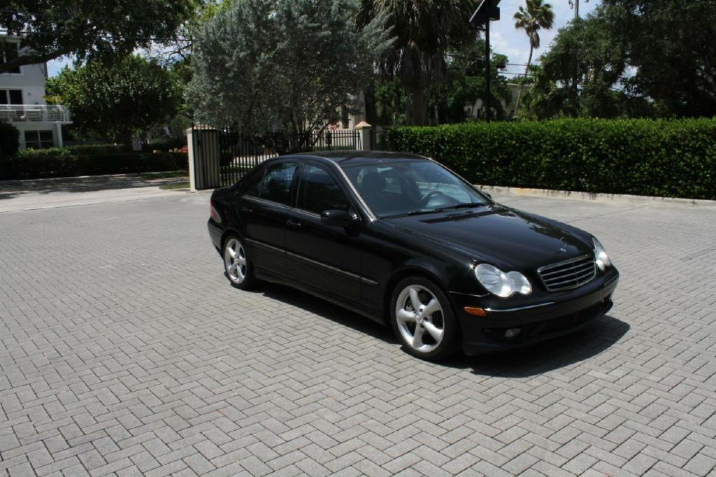 Mercedes-Benz C-Class C230 Sport Sedan 2006