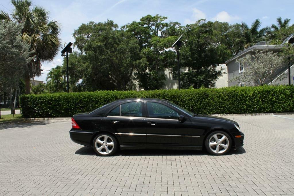 Mercedes-Benz C-Class C230 Sport Sedan 2006
