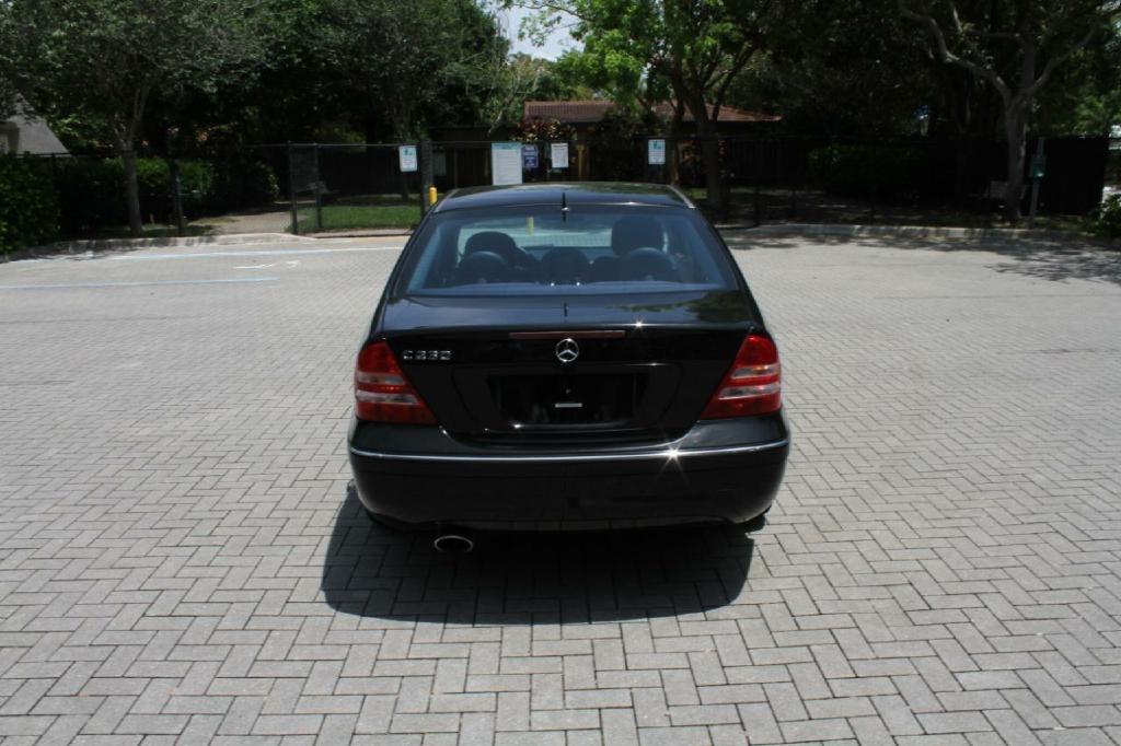 Mercedes-Benz C-Class C230 Sport Sedan 2006
