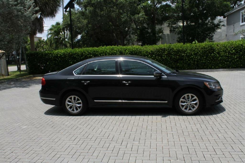 Volkswagen Passat S PZEV 6A 2016
