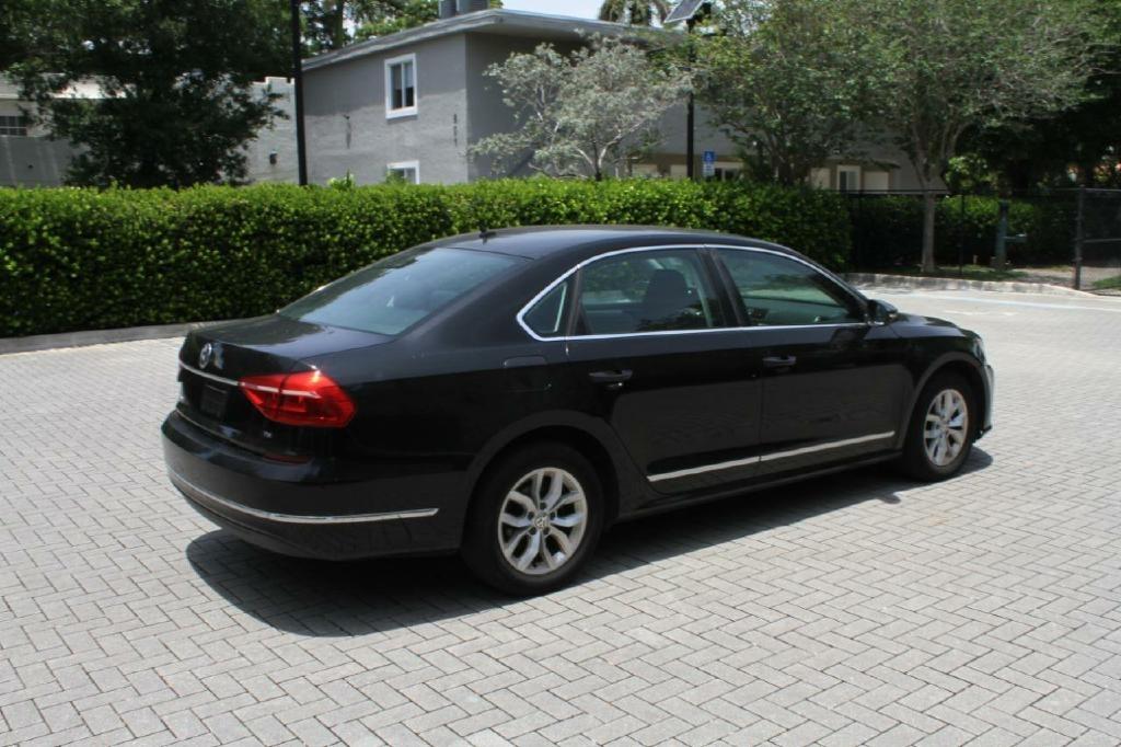 Volkswagen Passat S PZEV 6A 2016