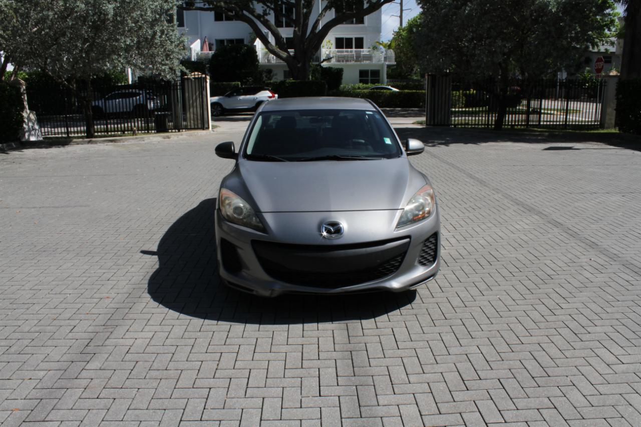 Mazda MAZDA3 i Sport 4-Door 2012