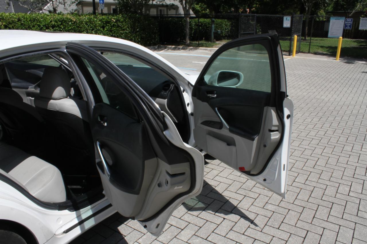 Lexus IS IS 250 6-Speed Sequential 2010