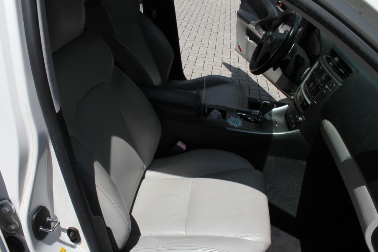 Lexus IS IS 250 6-Speed Sequential 2010