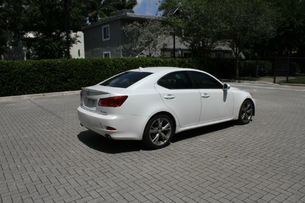 2010 Lexus IS - $4,400