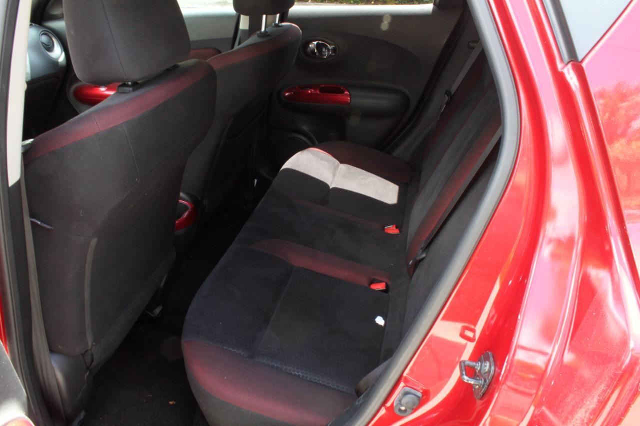 Nissan Juke S FWD 2013