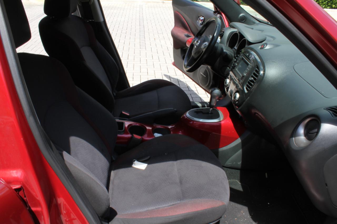 Nissan Juke S FWD 2013