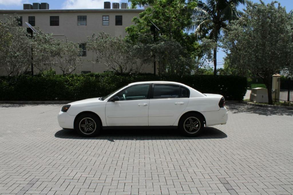 2007 Chevrolet Malibu - $2,000
