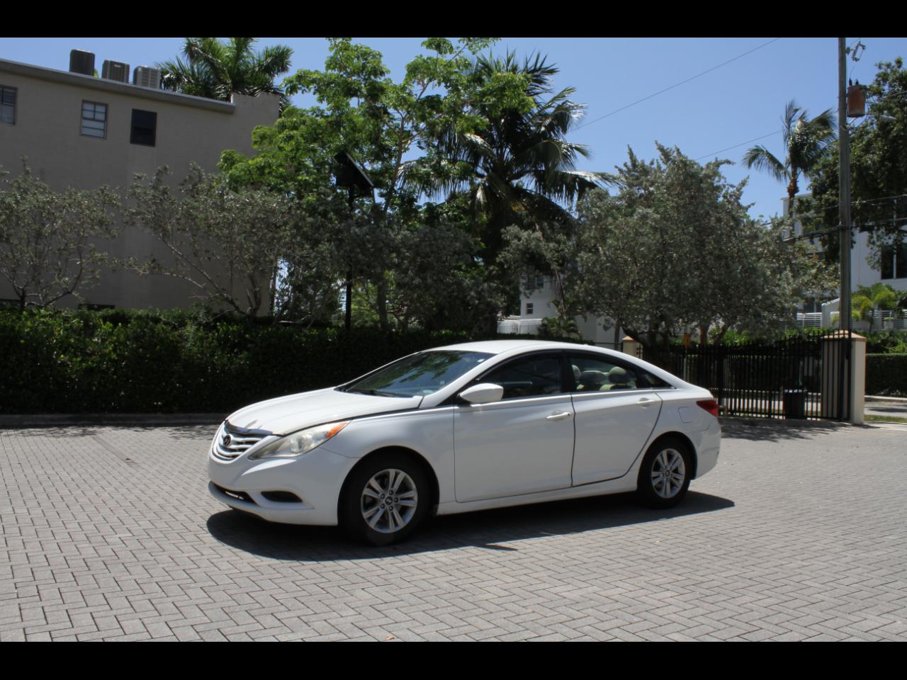 Hyundai Sonata GLS Manual 2012