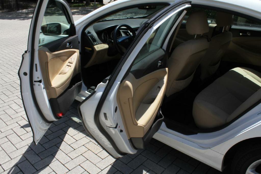 2012 Hyundai Sonata - $3,454