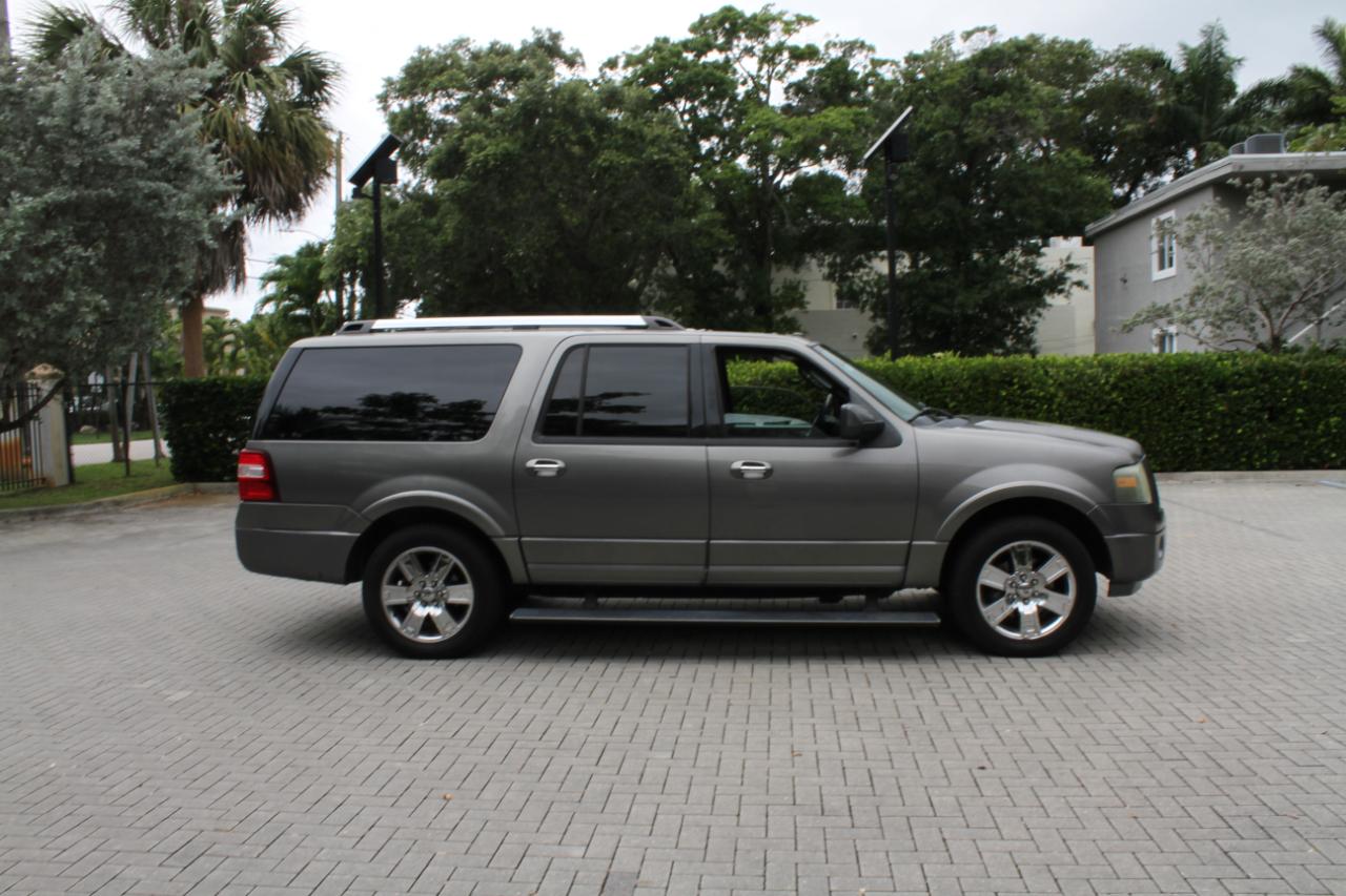 Ford Expedition EL Limited 2WD 2010