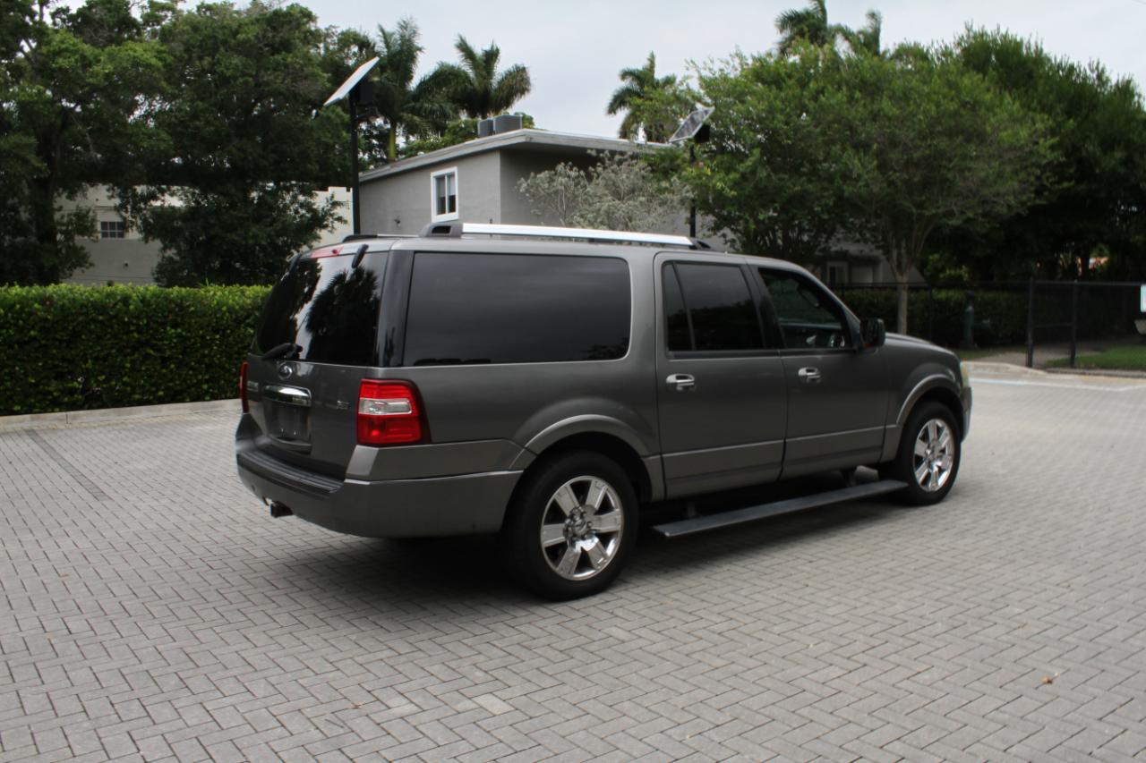Ford Expedition EL Limited 2WD 2010