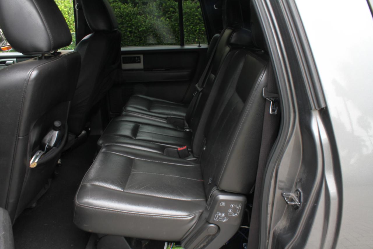 Ford Expedition EL Limited 2WD 2010