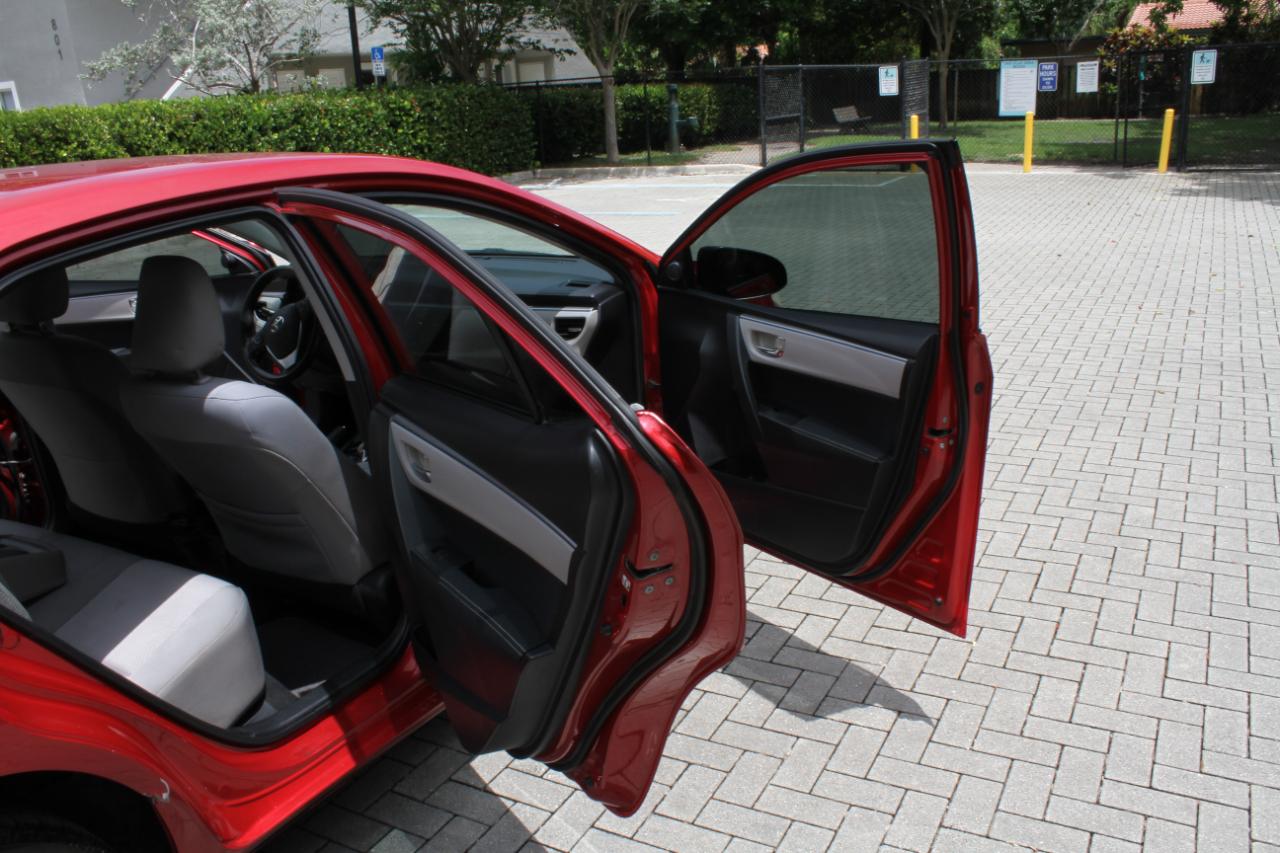 Toyota Corolla S Premium CVT 2015