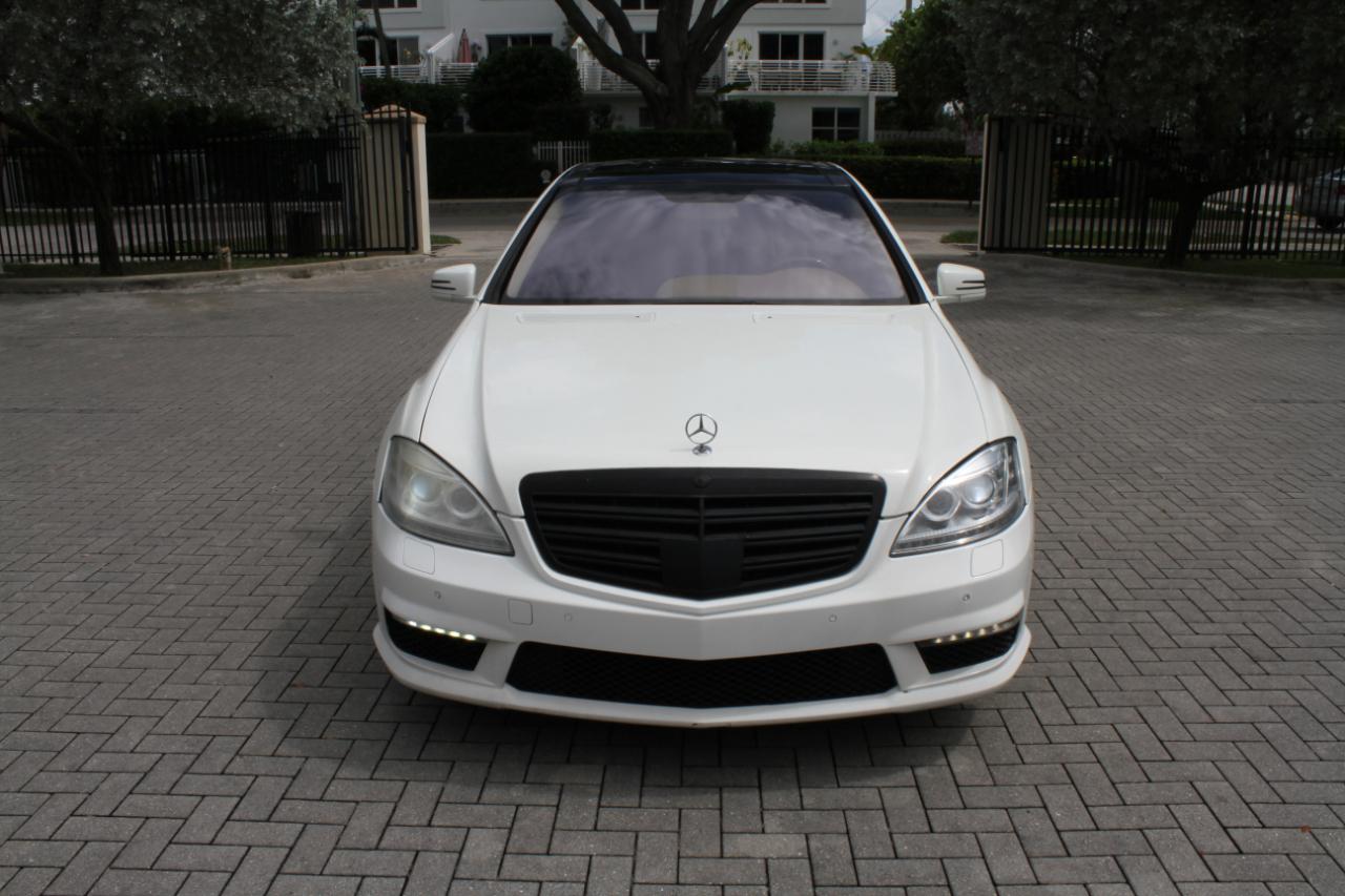 Mercedes-Benz S-Class S550 2007