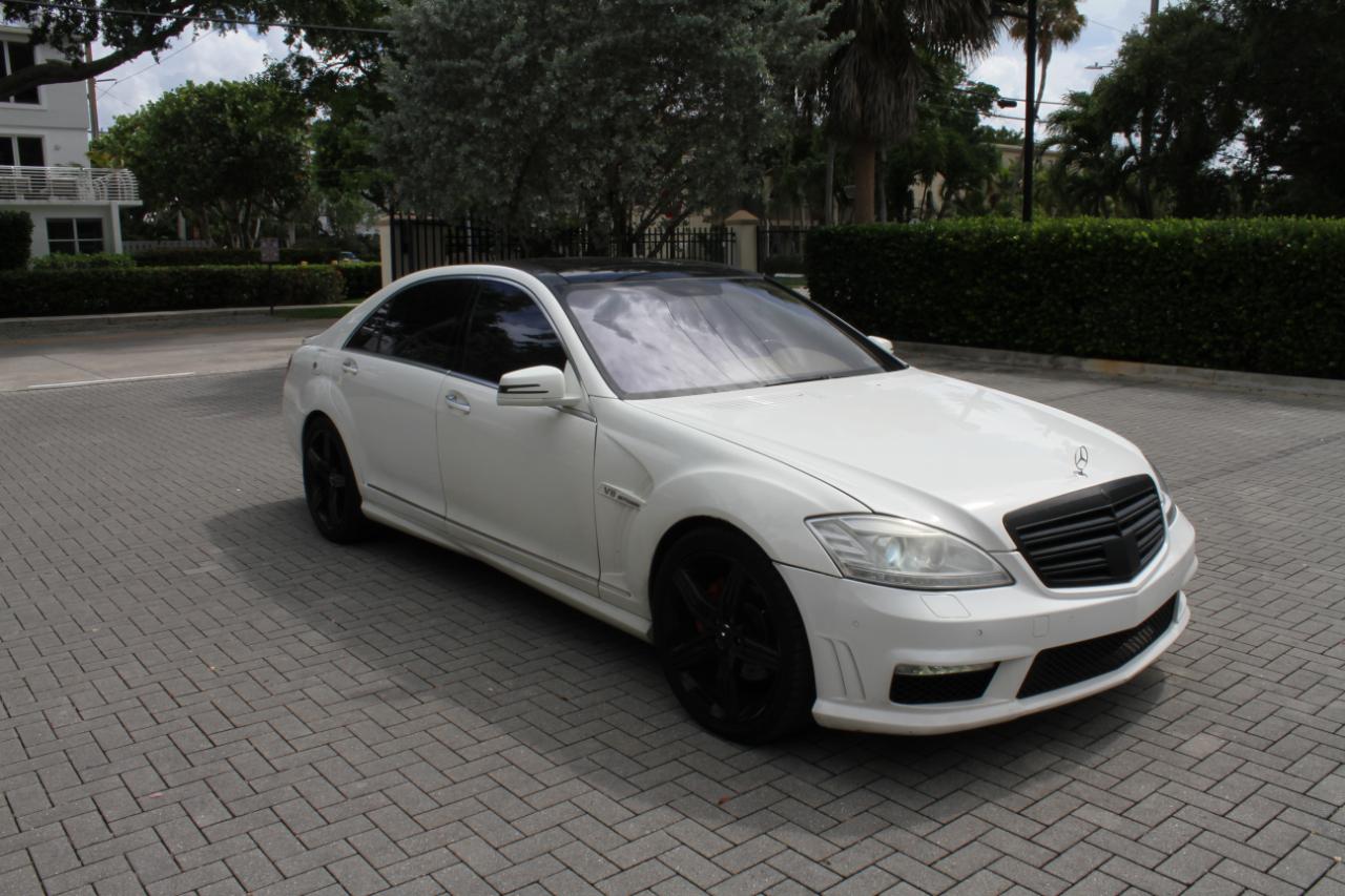 Mercedes-Benz S-Class S550 2007