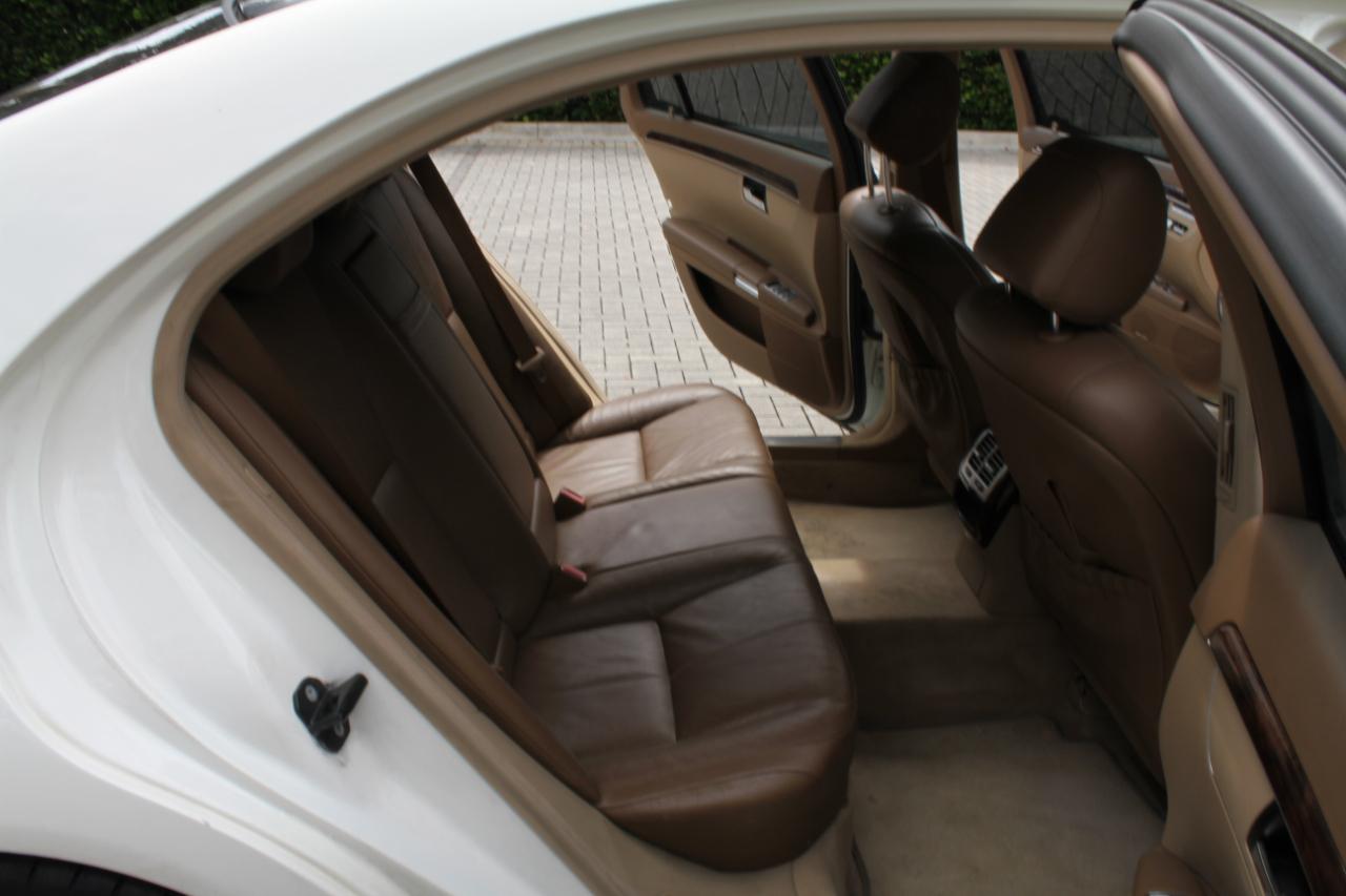 Mercedes-Benz S-Class S550 2007