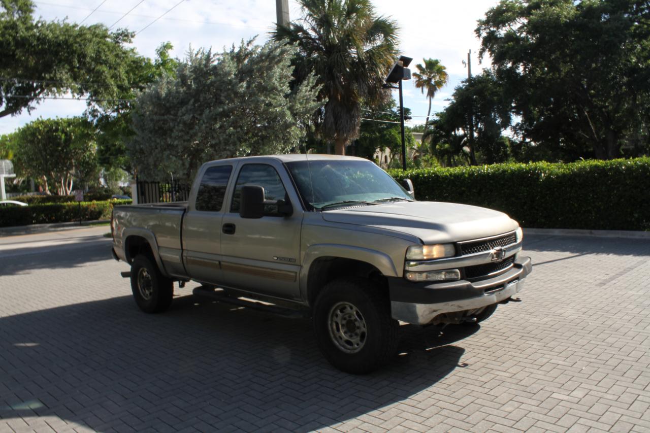 Chevrolet Silverado 2500HD LT Ext. Cab Long Bed 4WD 2002