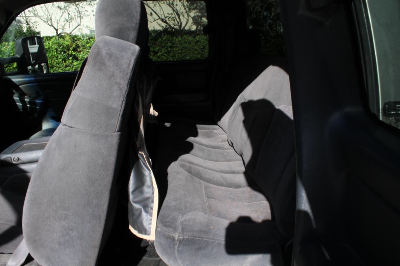 Chevrolet Silverado 2500HD LT Ext. Cab Long Bed 4WD 2002