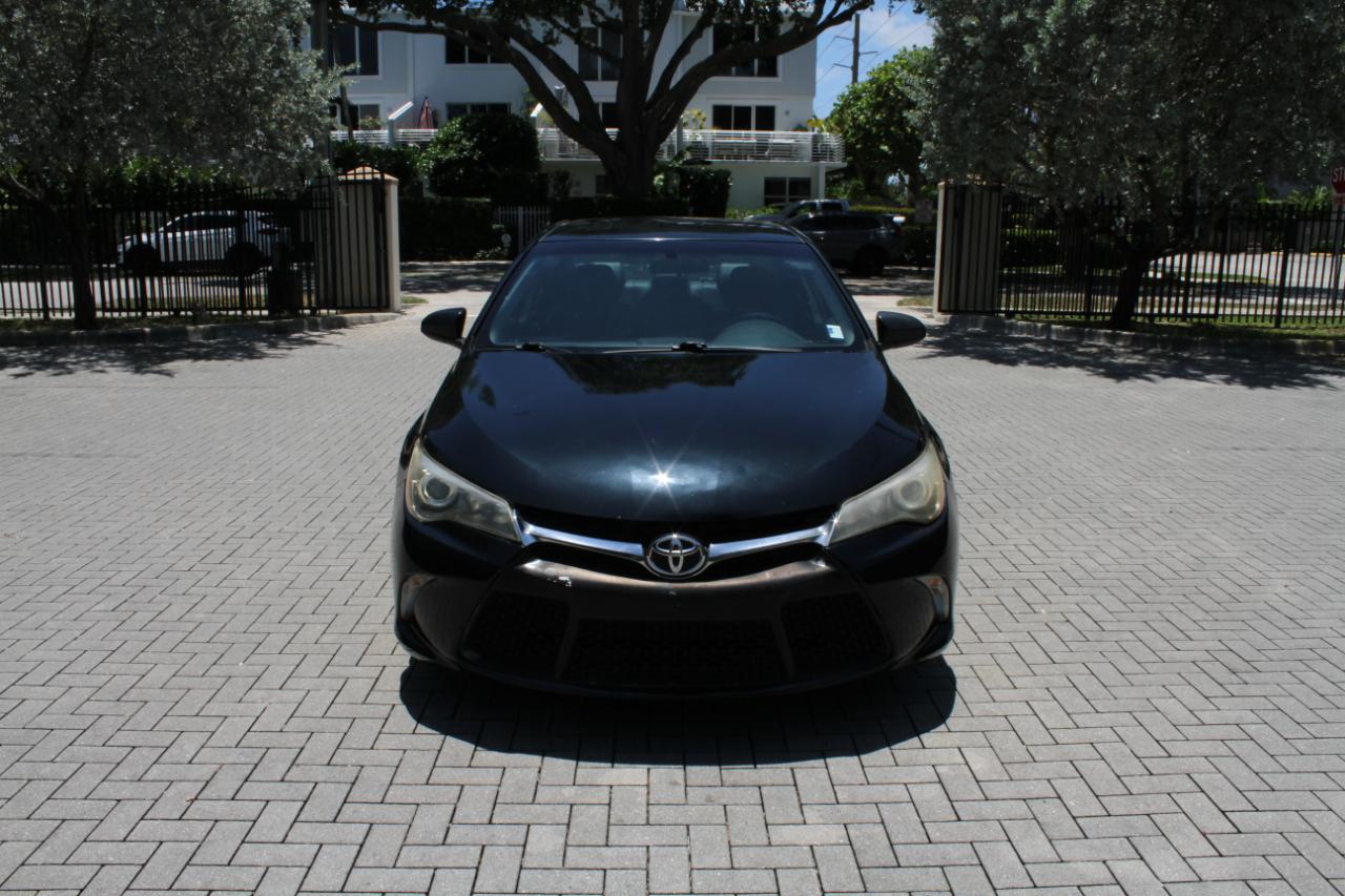 Toyota Camry XLE 2016