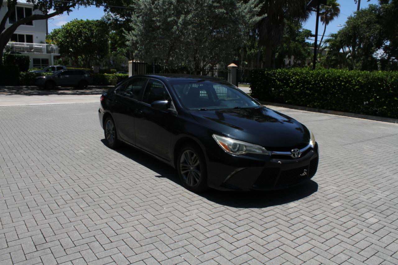 Toyota Camry XLE 2016