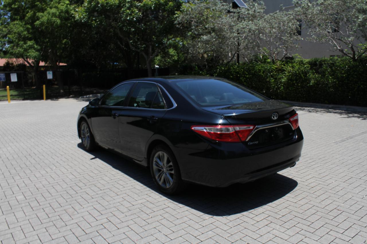 Toyota Camry XLE 2016