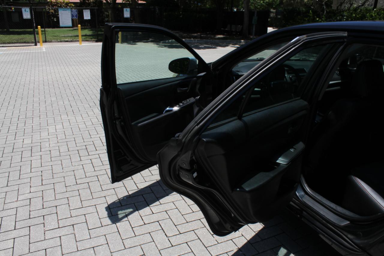 Toyota Camry XLE 2016