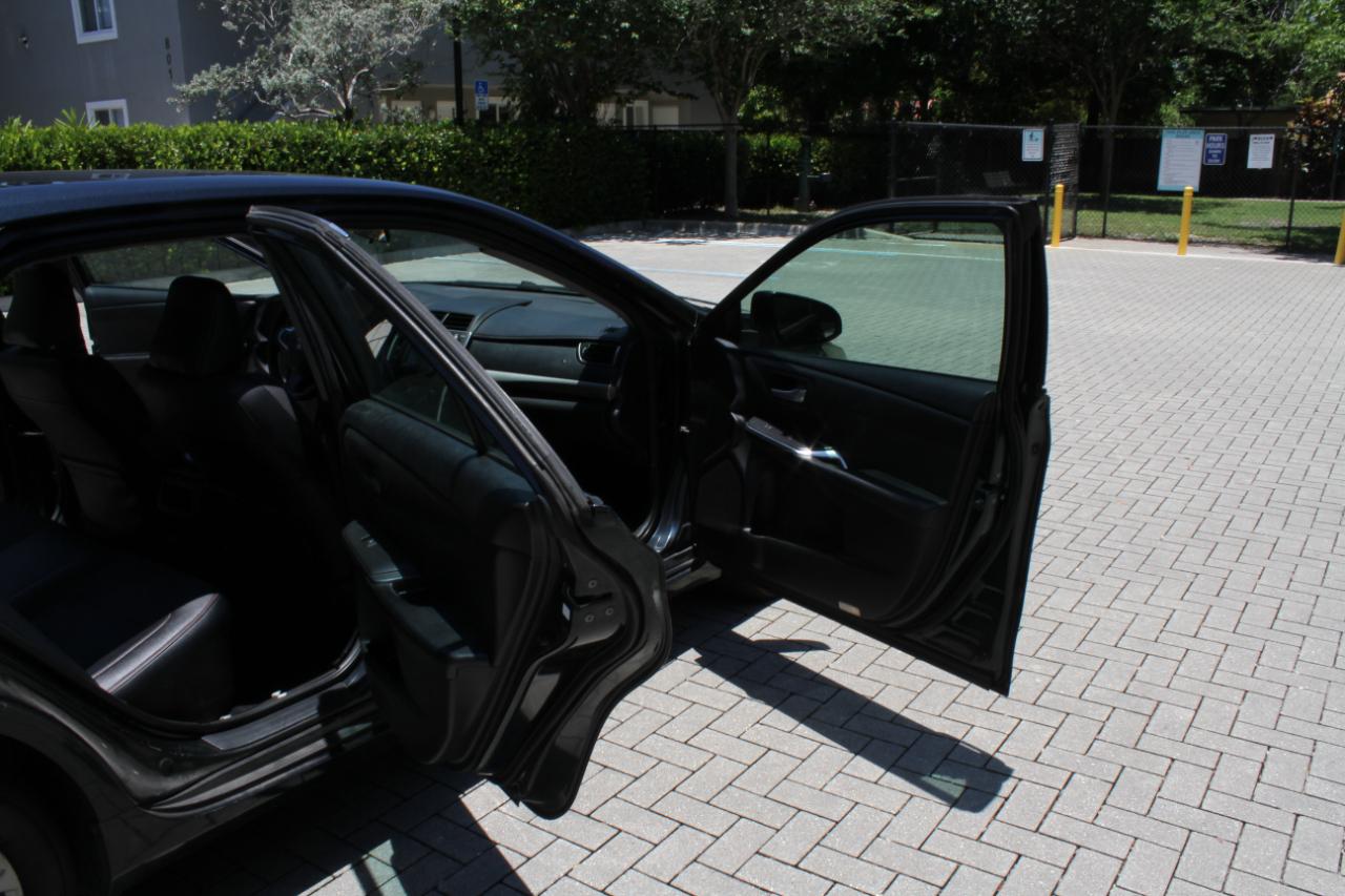 Toyota Camry XLE 2016