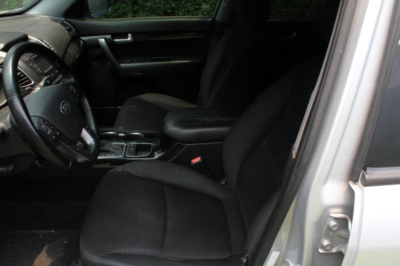 Kia Sorento LX 2WD 2014