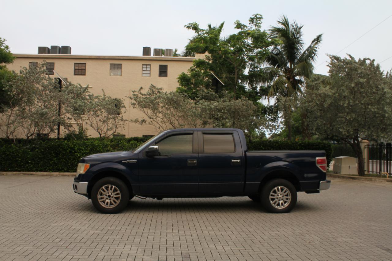 Ford F-150 XLT SuperCrew 5.5-ft. Bed 2WD 2011