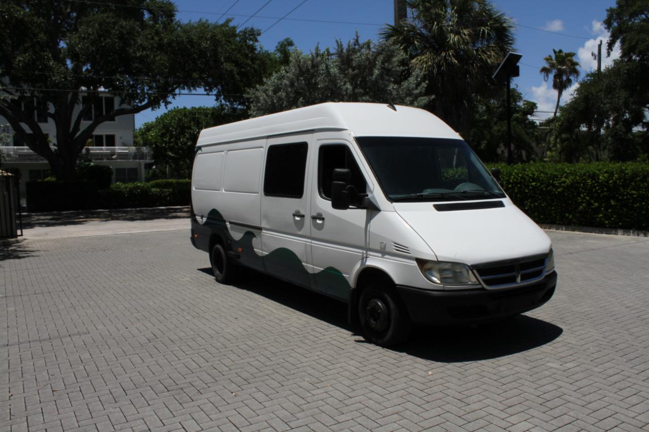 Dodge Sprinter Van 3500 Super High Ceiling 158-in. WB 2005