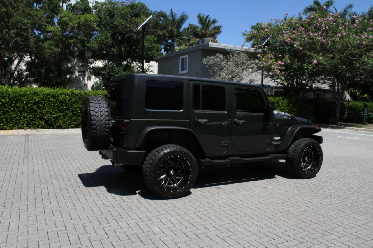 Jeep Wrangler Unlimited Sahara 4WD 2007