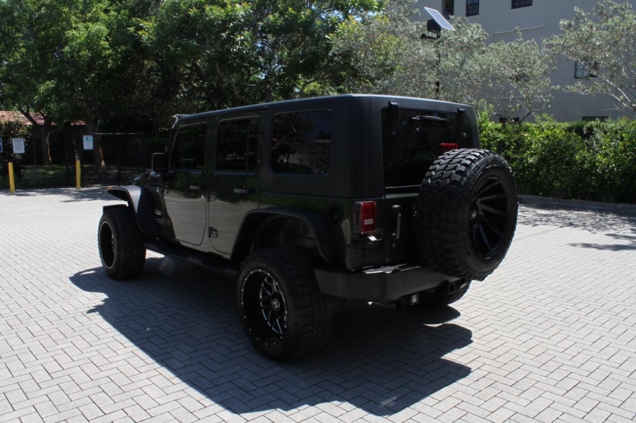 Jeep Wrangler Unlimited Sahara 4WD 2007