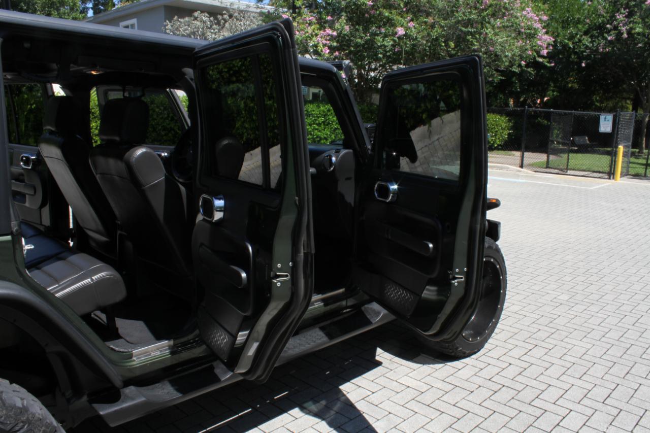 Jeep Wrangler Unlimited Sahara 4WD 2007