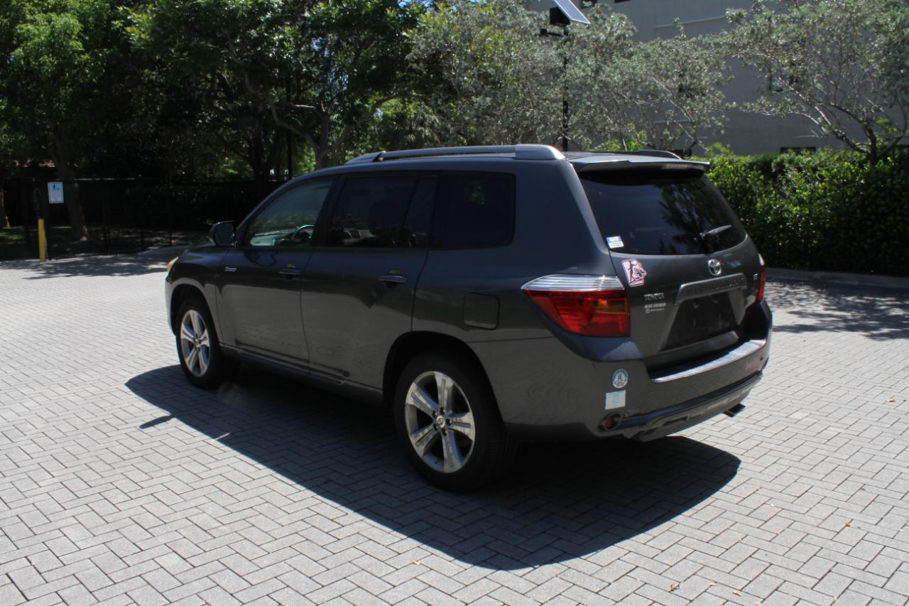 Toyota Highlander Sport 2WD 2008
