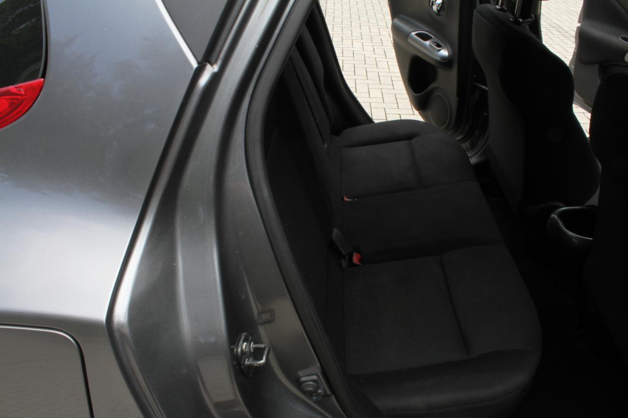 Nissan Juke S FWD 2014