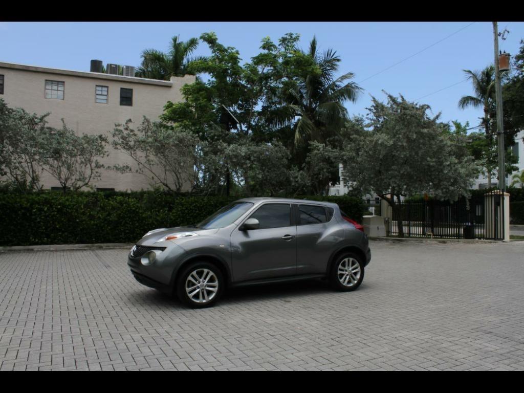 2014 Nissan Juke S FWD
