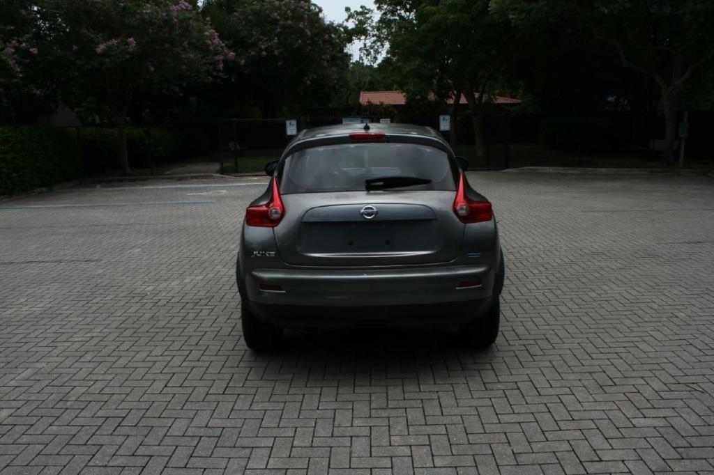 Nissan Juke S FWD 2014