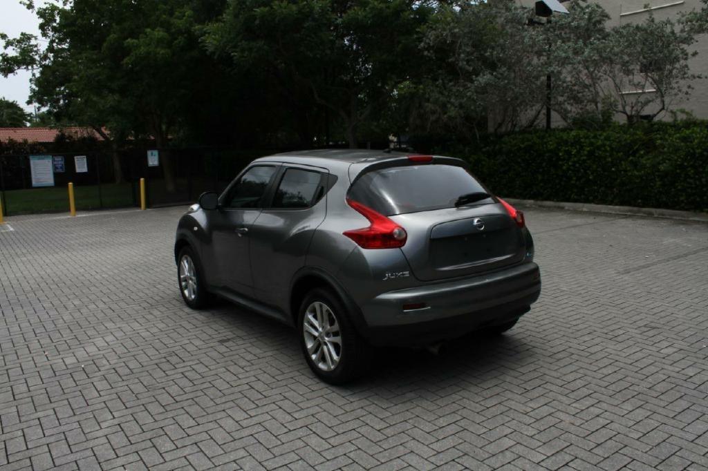 Nissan Juke S FWD 2014